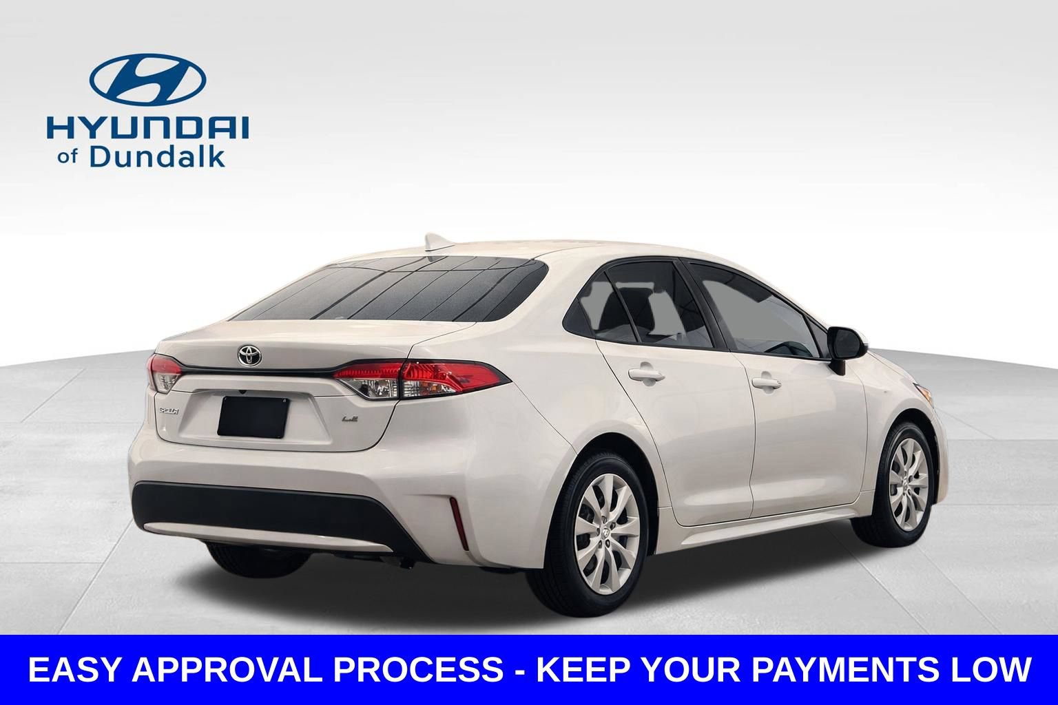 Used 2021 Toyota Corolla LE FWD image 2