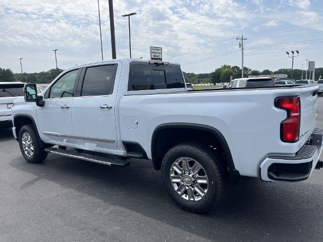 New 2026 Chevrolet Silverado 2500 High Country w/ High Country Premium Package AWD/4WD image 7