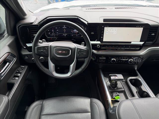 Certified 2024 GMC Sierra 1500 SLT w/ SLT Premium Plus Package AWD/4WD image 18