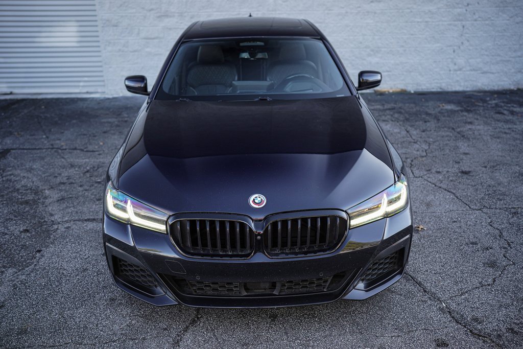 Used 2023 BMW M550i xDrive w/ Dynamic Handling Package image 5
