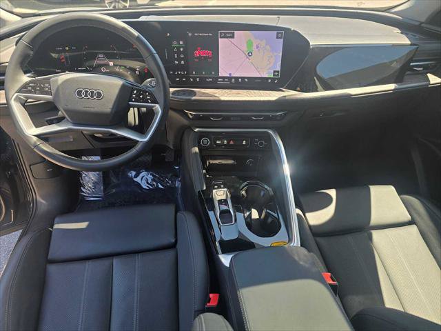 Used 2025 Audi Q5 Premium Plus w/ Premium Plus AWD/4WD image 21
