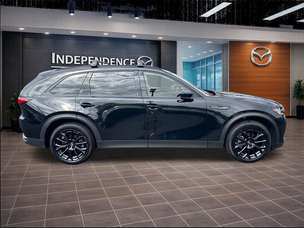 Certified 2025 MAZDA CX-70 3.3 Turbo w/ Premium Plus Pkg AWD/4WD image 2