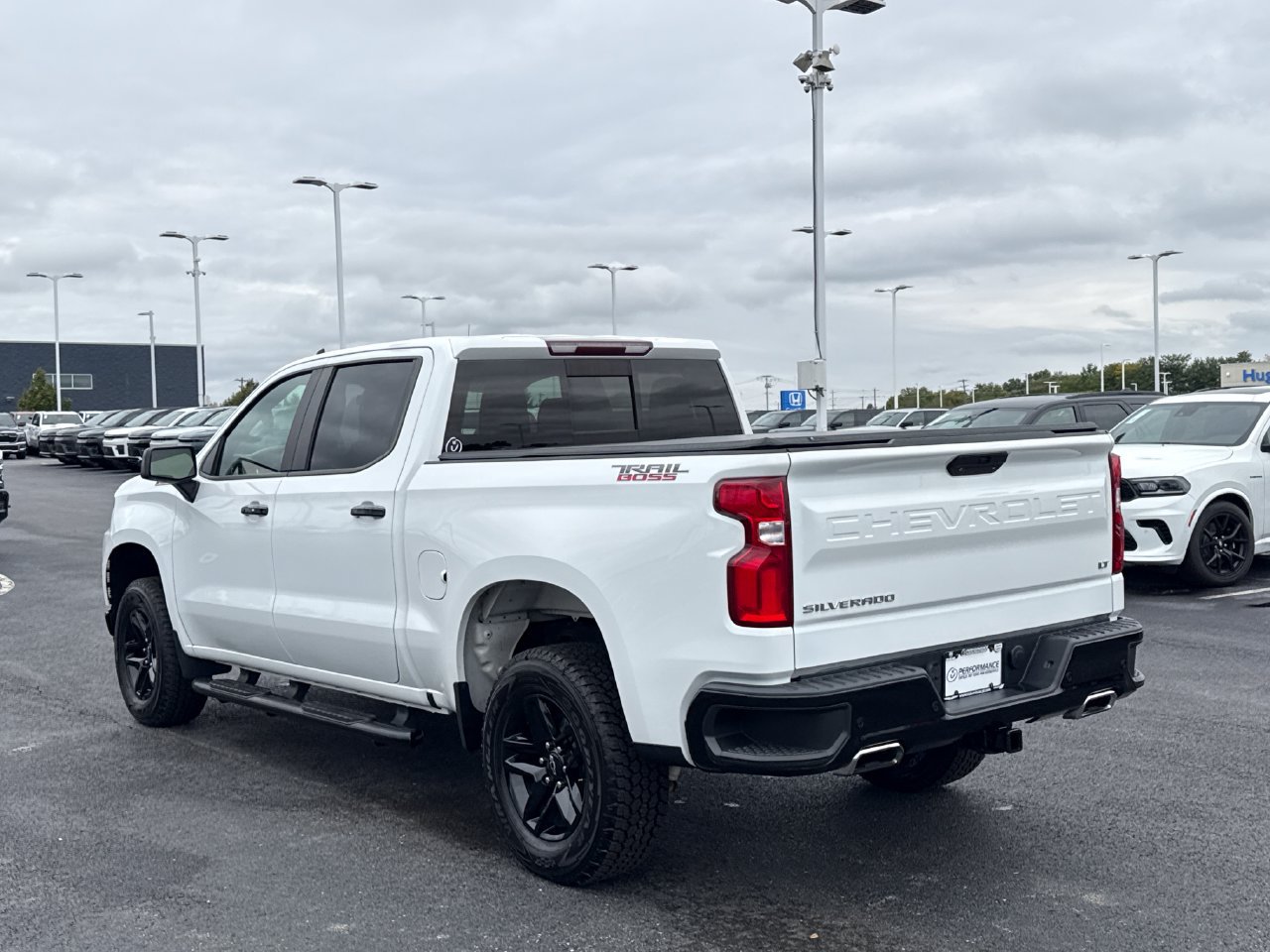 Used 2021 Chevrolet Silverado 1500 LT Trail Boss w/ Convenience Package II AWD/4WD image 5