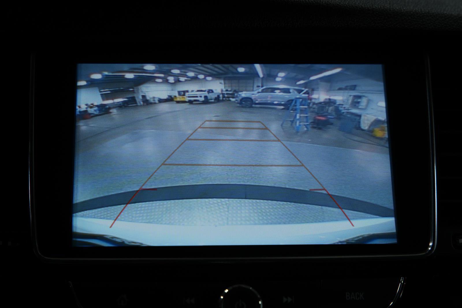 Used 2020 Buick Encore Preferred image 34