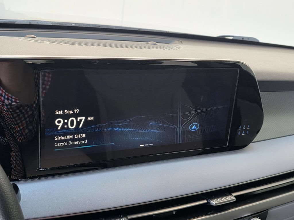 Used 2023 Hyundai Palisade SE FWD image 19
