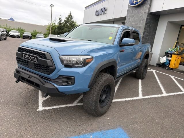 Used 2018 Toyota Tacoma TRD Pro AWD/4WD image 3