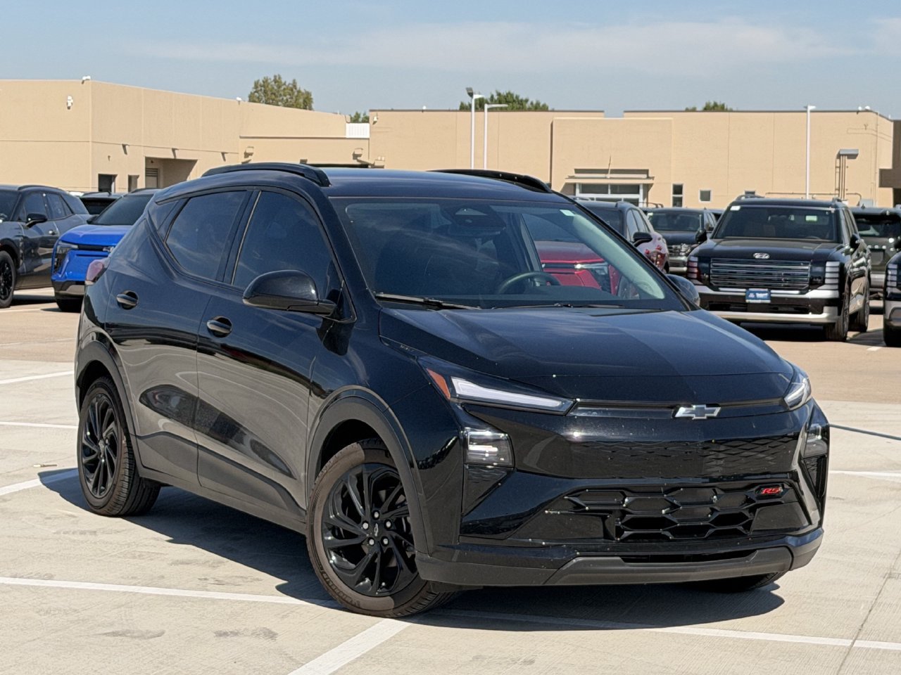 Used 2027 Chevrolet Bolt RS FWD image 2