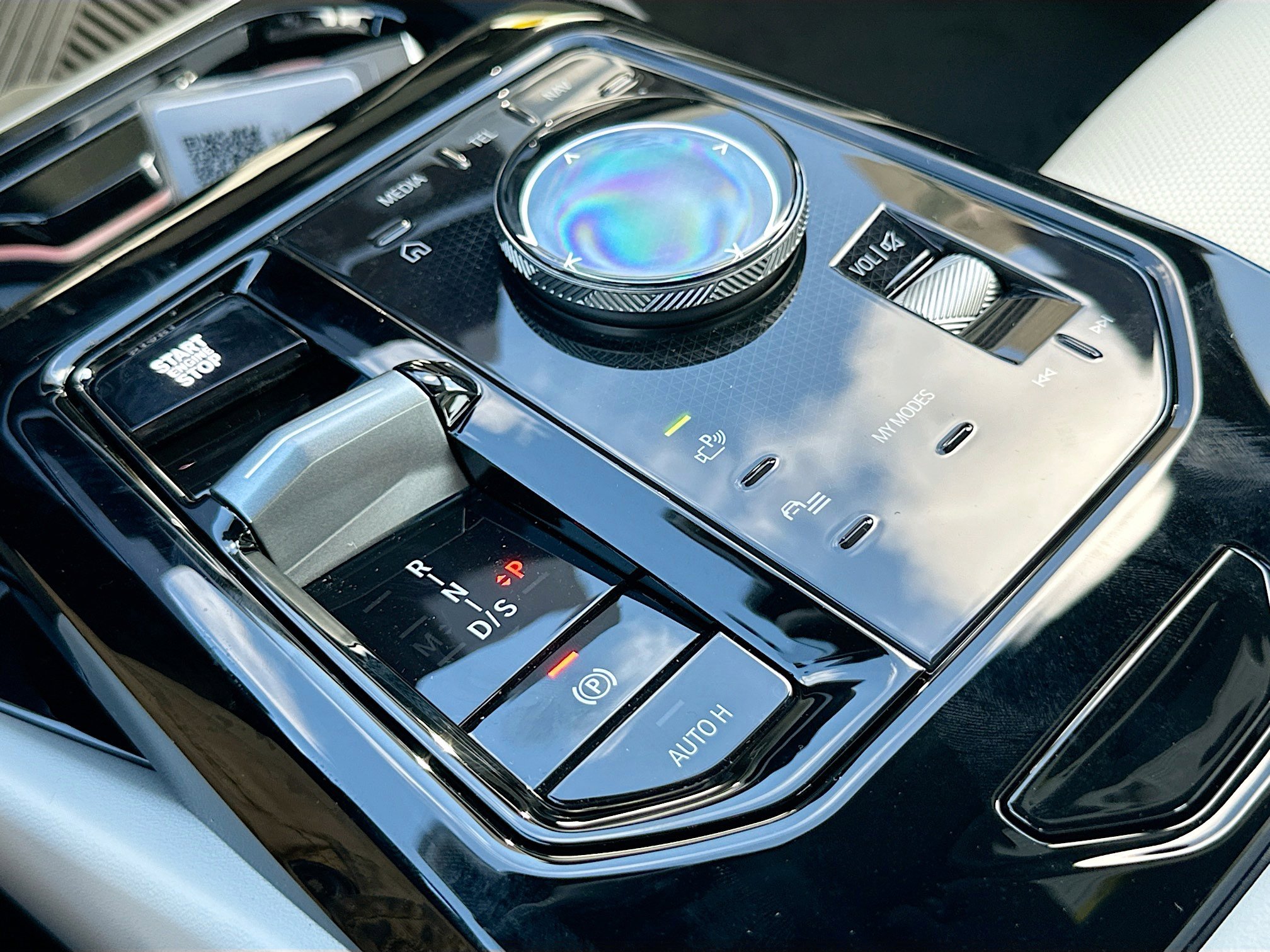 New 2026 BMW 530i w/ Premium Package image 14