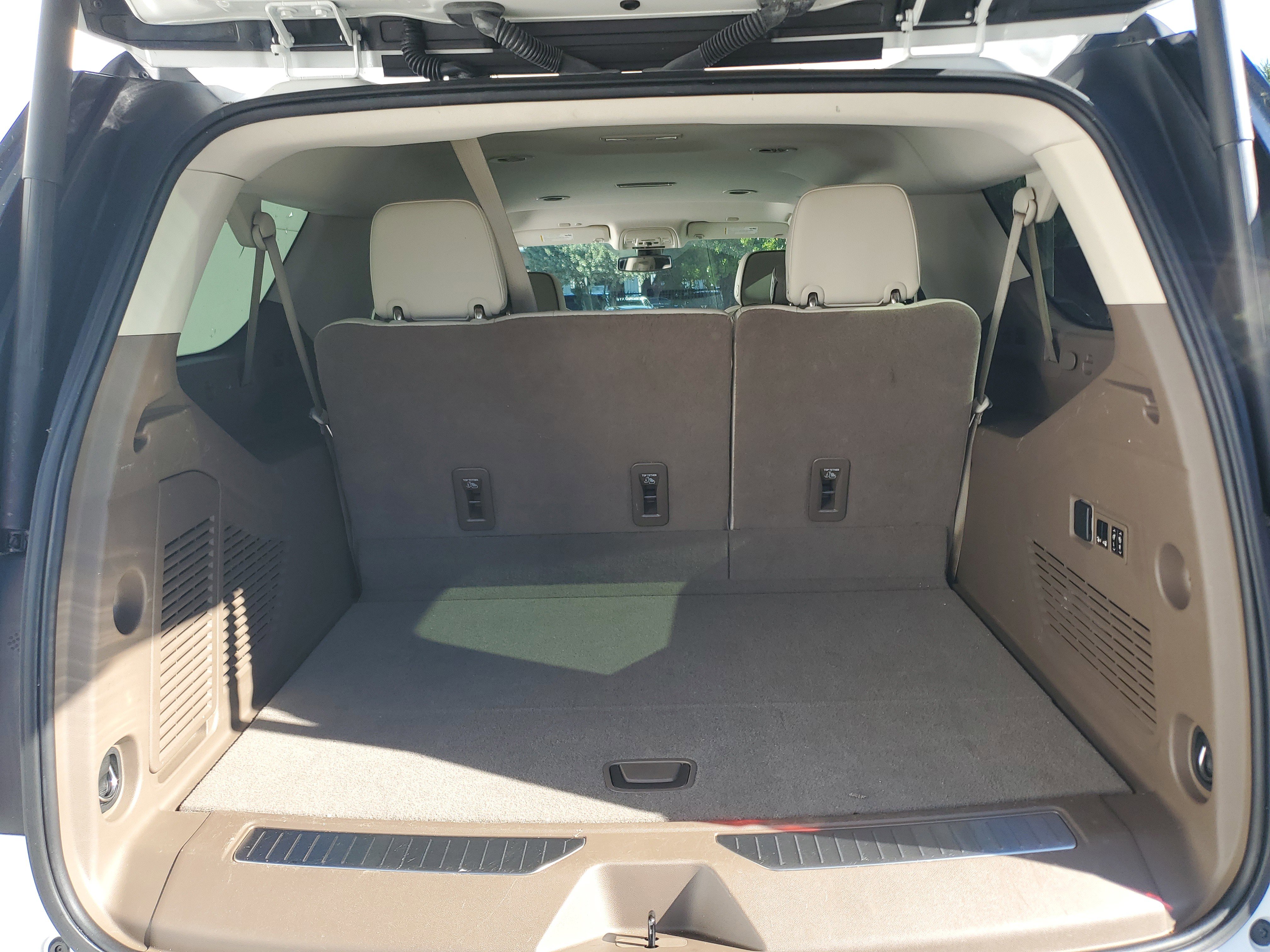 Certified 2022 GMC Yukon XL Denali image 9