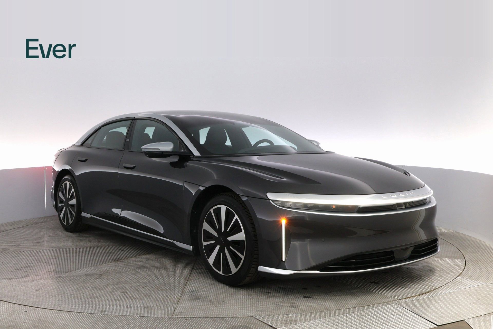 Used 2023 Lucid Air Grand Touring image 4
