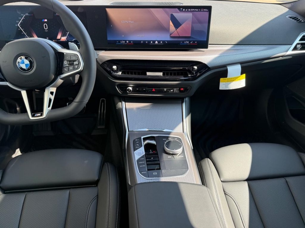 New 2026 BMW 330i xDrive Sedan w/ M Sport Package AWD/4WD image 6