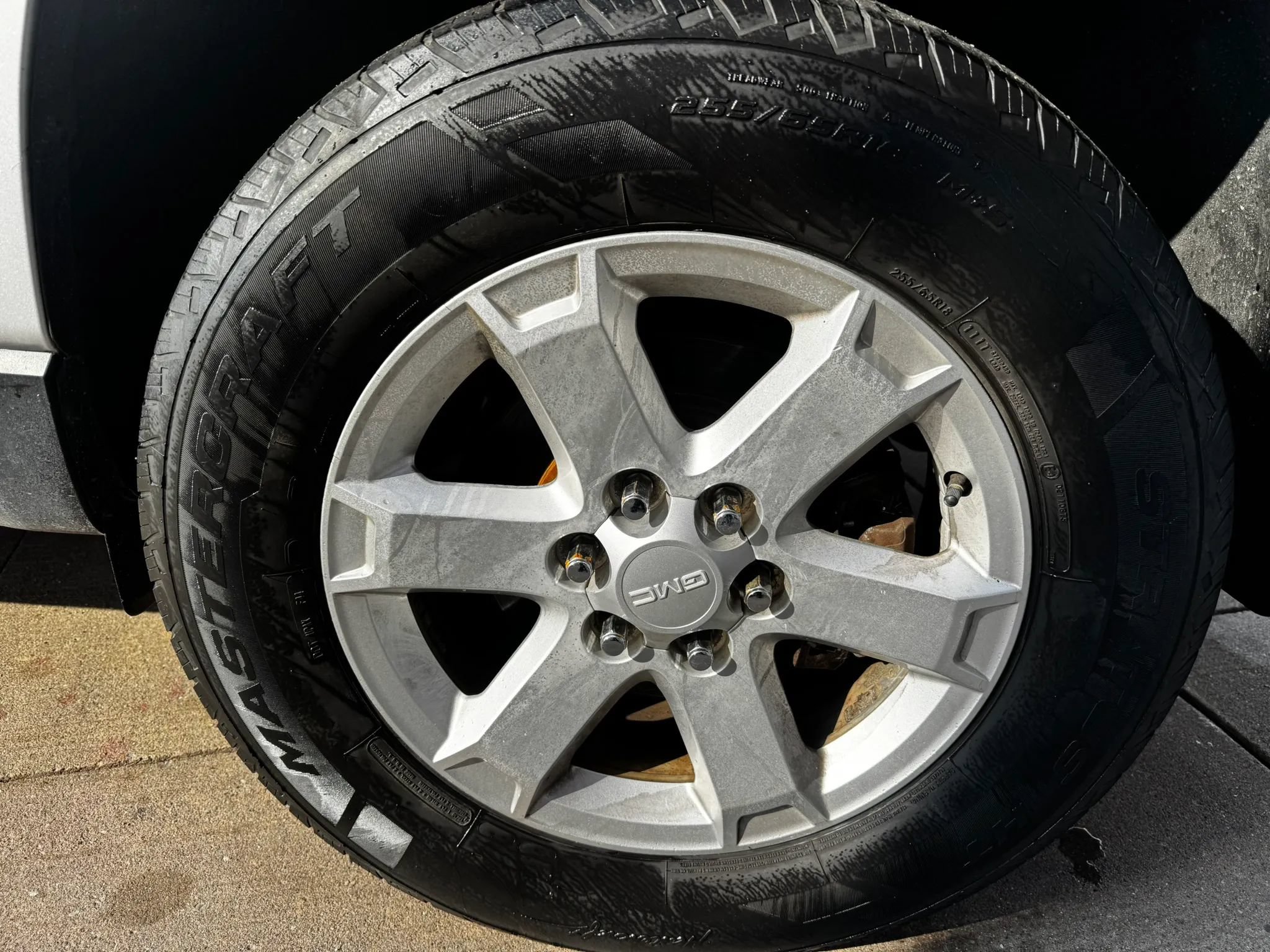 Used 2014 GMC Acadia SLE AWD/4WD image 24