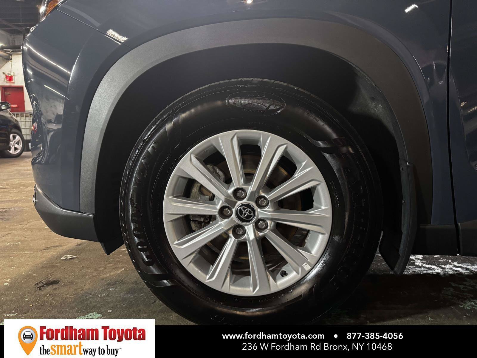 Certified 2026 Toyota Grand Highlander AWD image 9