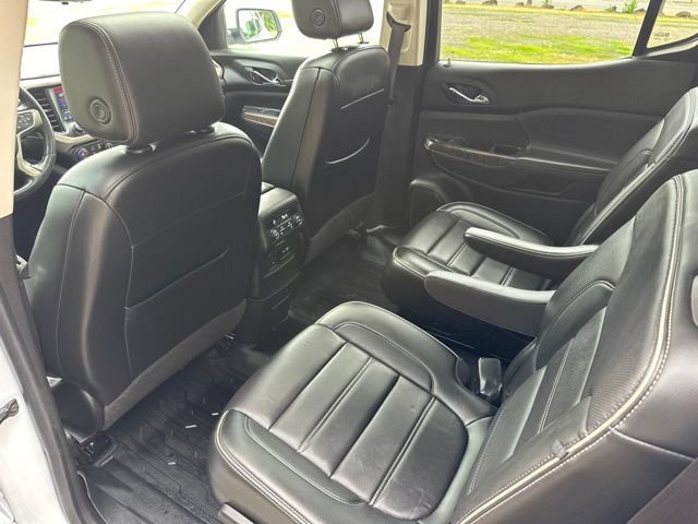 Used 2021 GMC Acadia Denali w/ Denali Ultimate Package AWD/4WD image 17