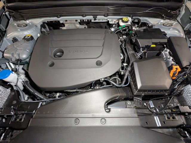 New 2025 Volvo XC40 B5 Ultra w/ Climate Package image 11