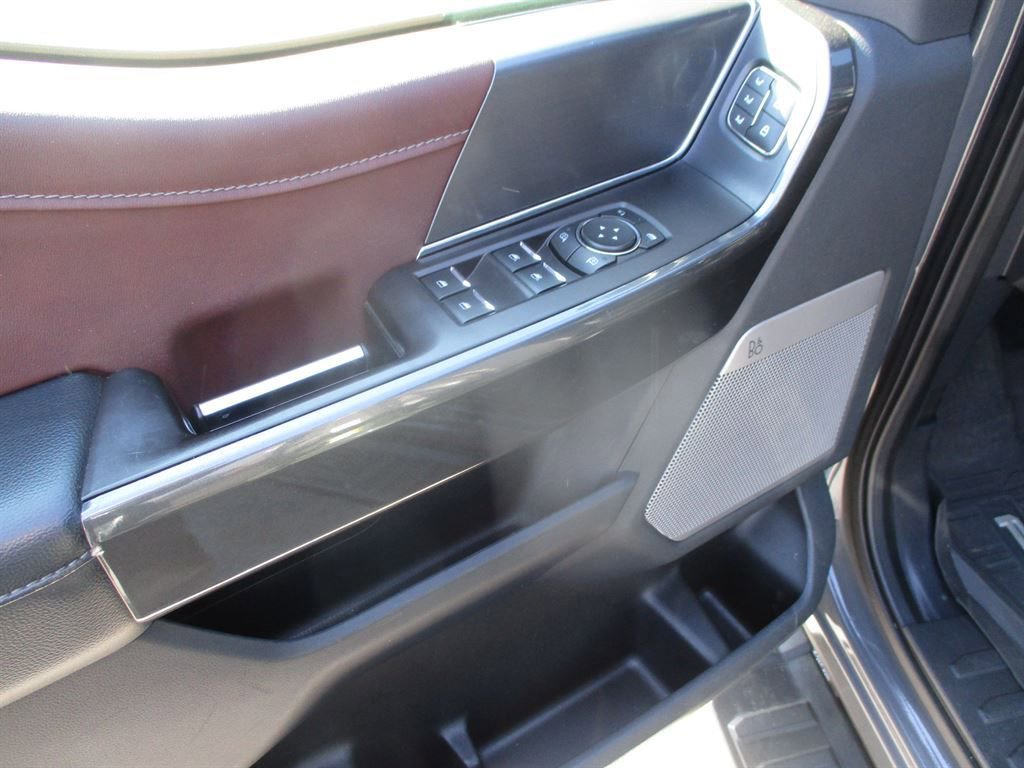 Used 2021 Ford F150 Lariat image 7