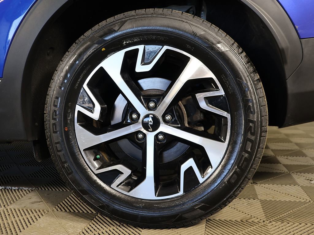 Used 2023 Kia Sportage EX AWD/4WD image 18