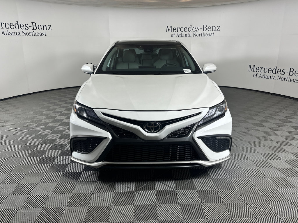 Used 2023 Toyota Camry XSE FWD image 2