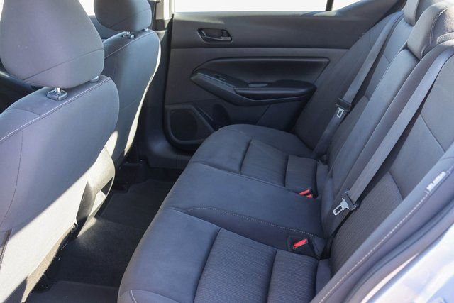 Used 2024 Nissan Altima 2.5 S image 12