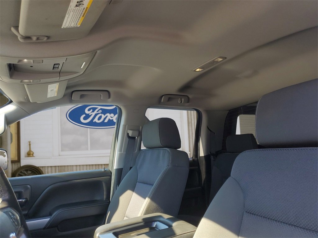 Used 2018 Chevrolet Silverado 1500 LT w/ All Star Edition image 13