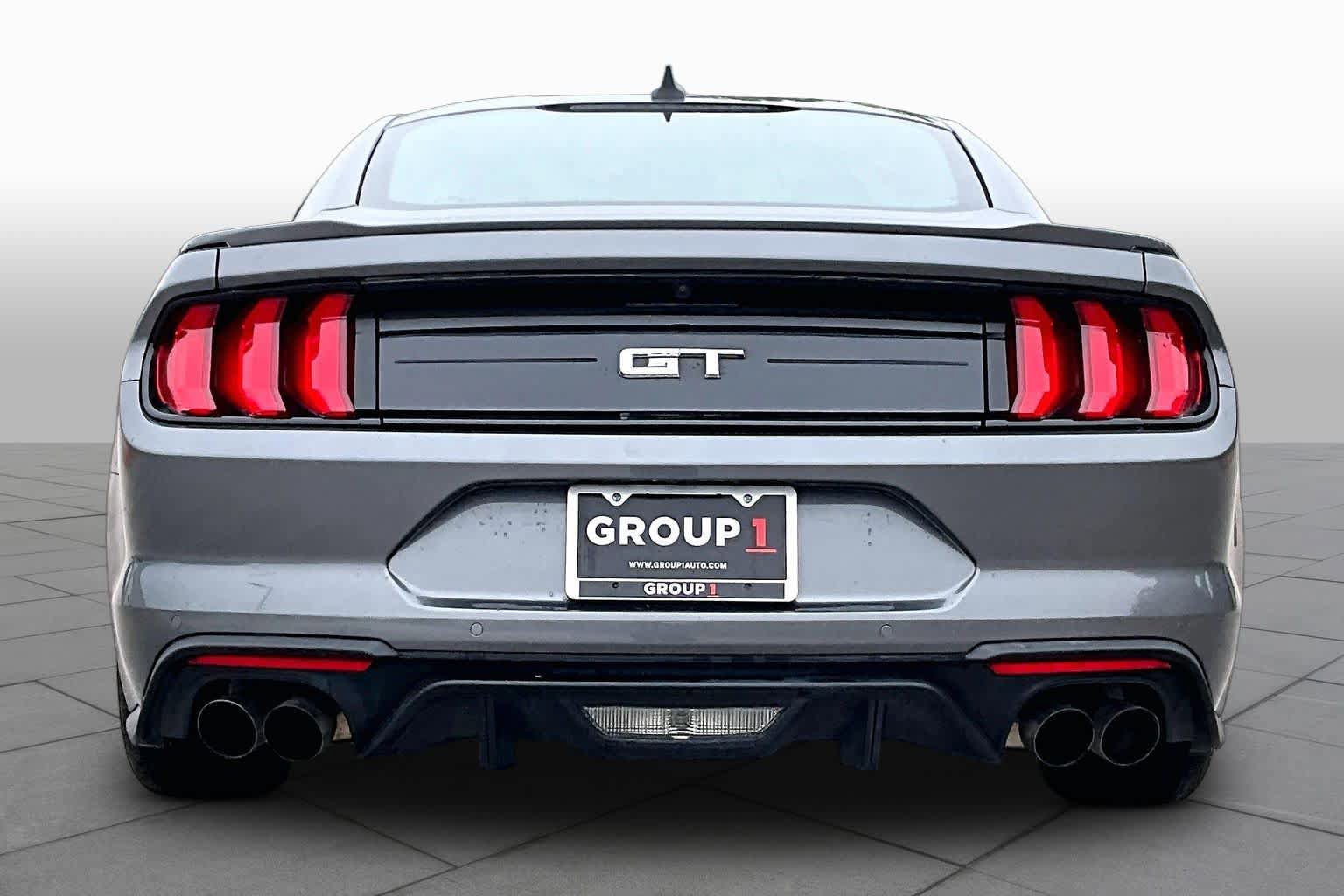 Used 2022 Ford Mustang GT RWD image 5