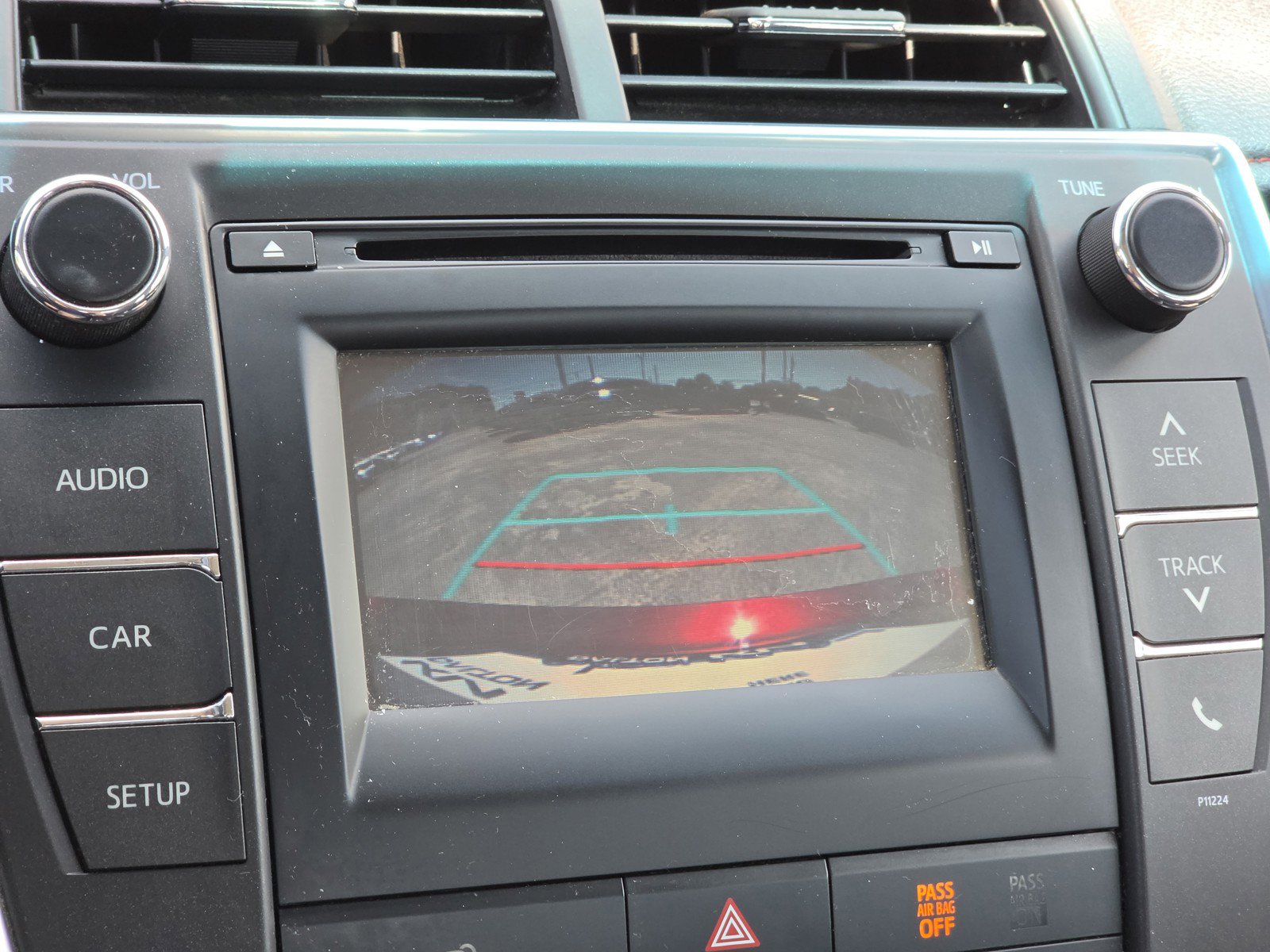 Used 2016 Toyota Camry SE image 20