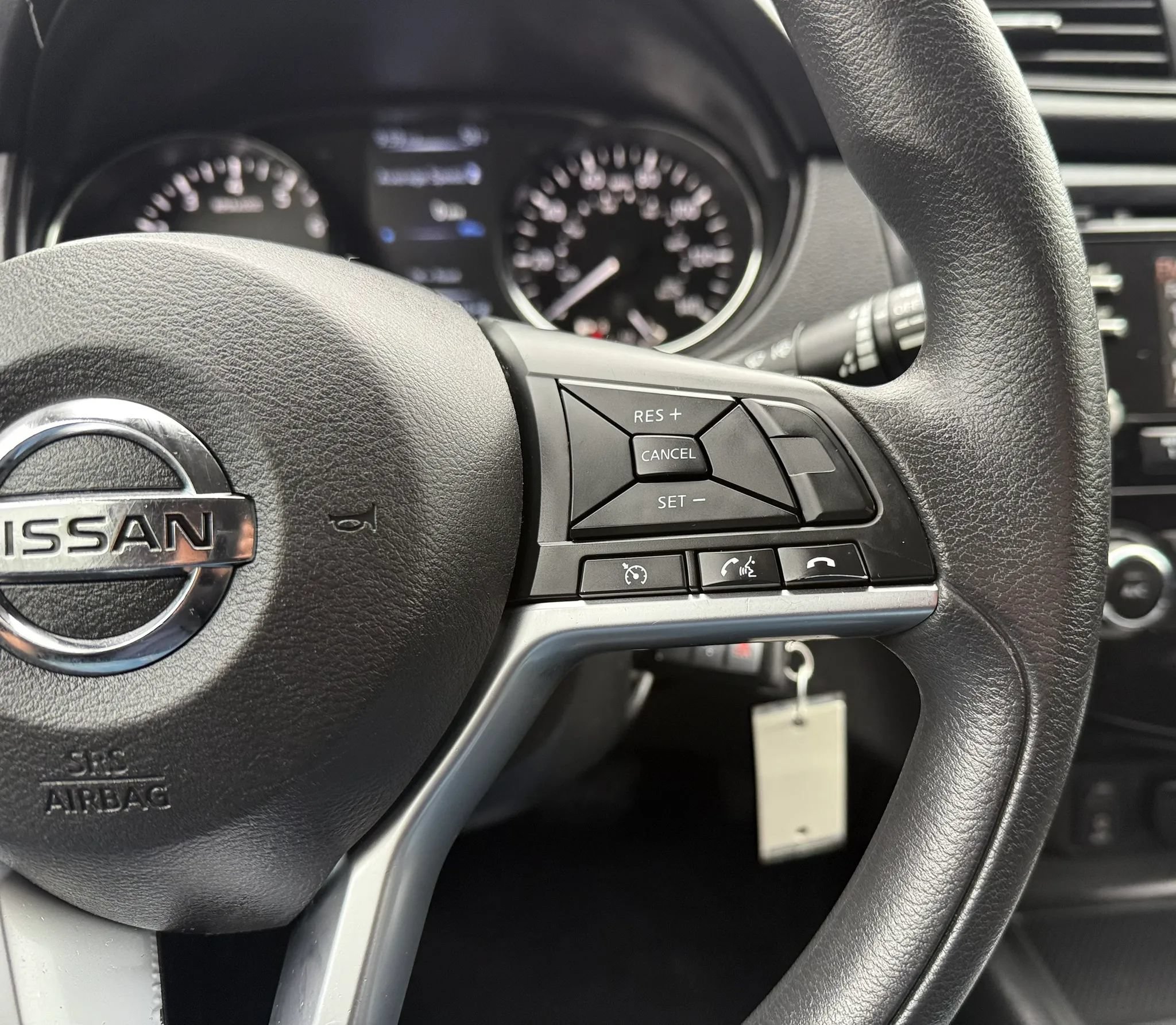 Used 2017 Nissan Rogue S AWD/4WD image 14