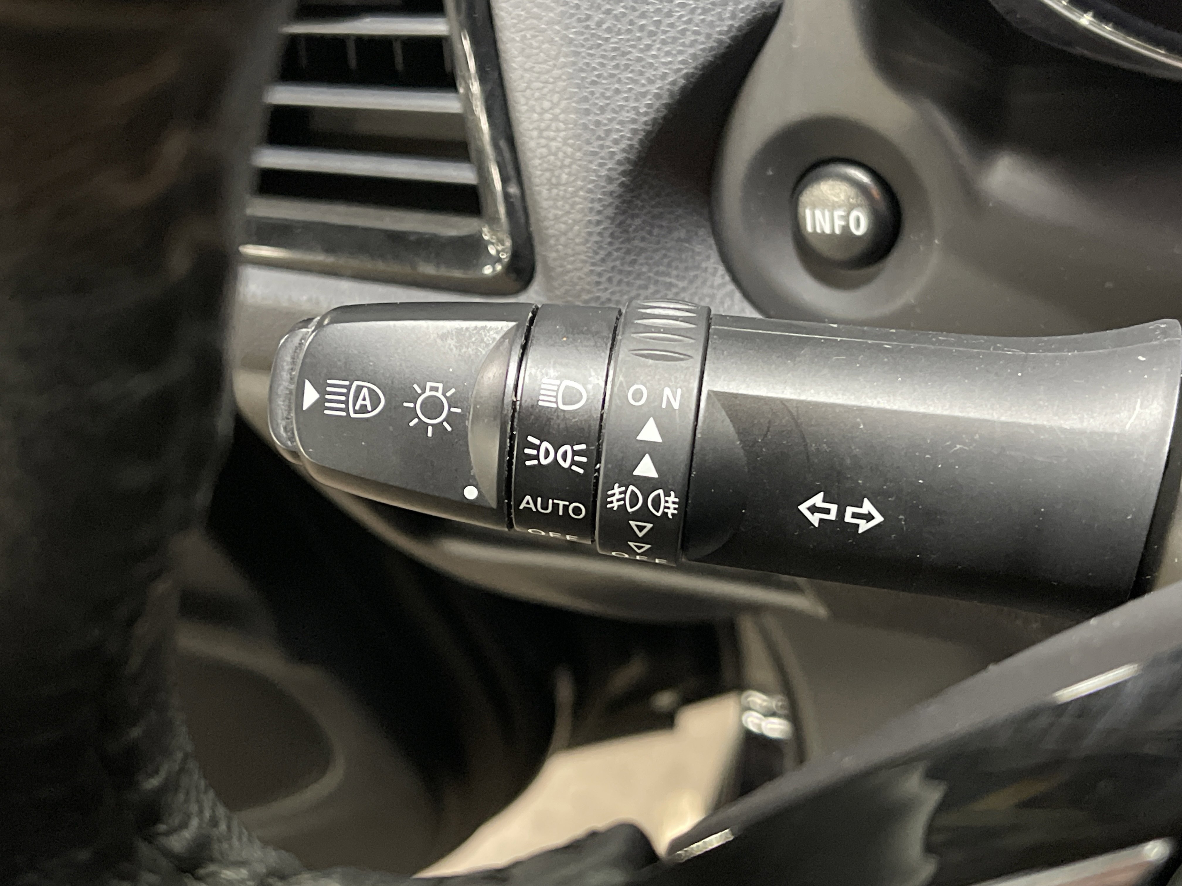 Used 2022 Mitsubishi Outlander Sport SE image 19