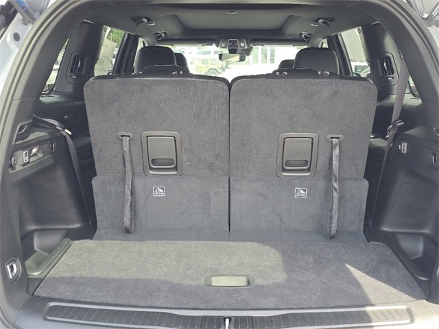 New 2025 Jeep Grand Cherokee L Limited w/ Trailer Tow Package image 9