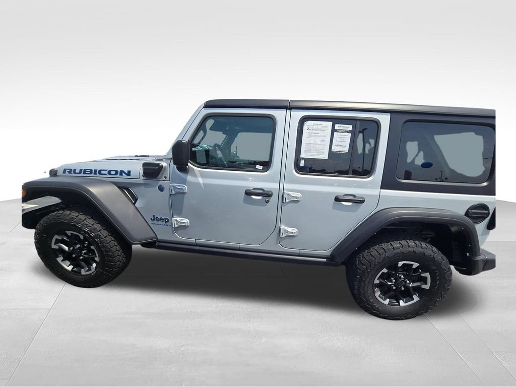 Used 2024 Jeep Wrangler Unlimited Rubicon 4xe AWD/4WD image 2