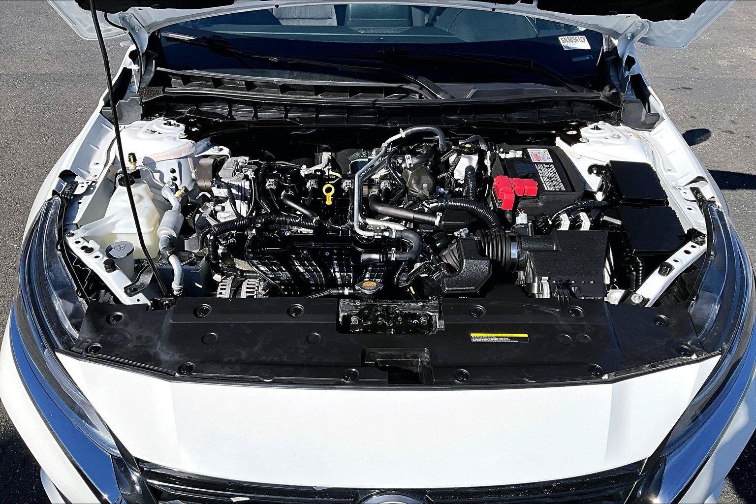Used 2025 Nissan Altima 2.5 SV FWD image 30