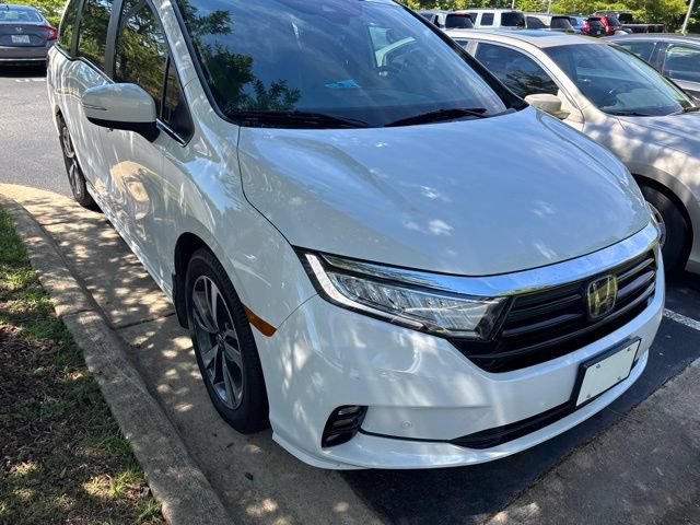 Used 2023 Honda Odyssey Touring image 3