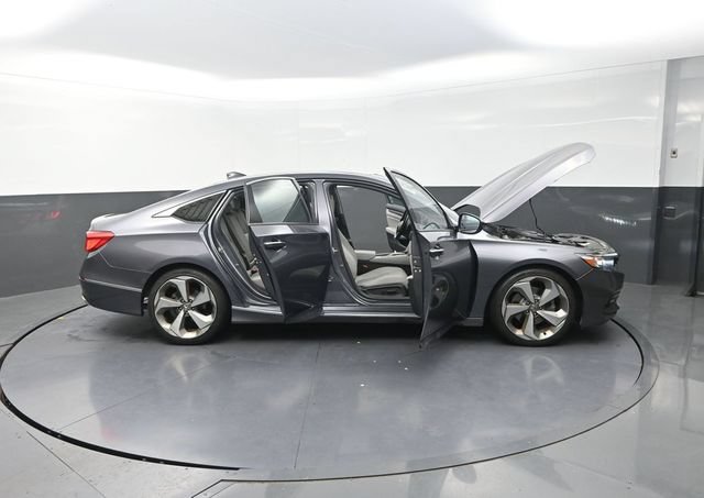 Used 2019 Honda Accord Touring image 40