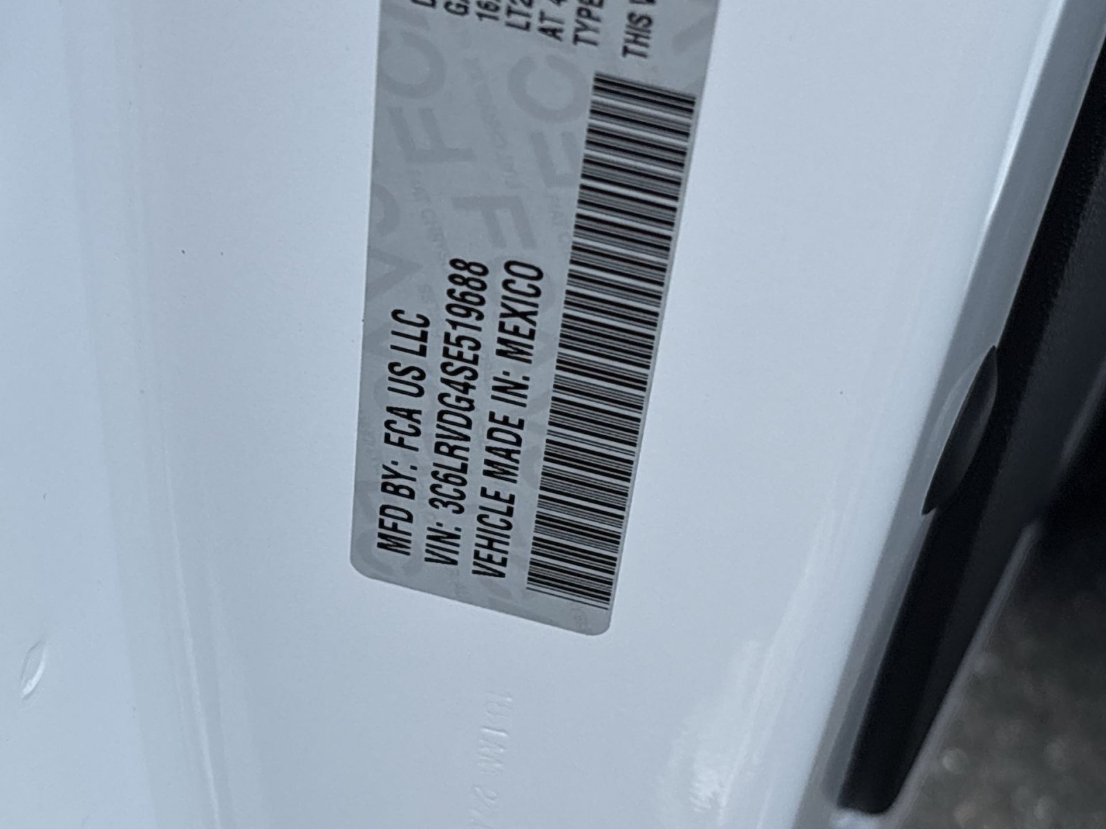 Used 2025 RAM ProMaster 2500 w/ Convenience Group FWD image 27