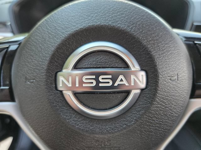 Used 2023 Nissan Altima 2.5 SR w/ SR Premium Package FWD image 32