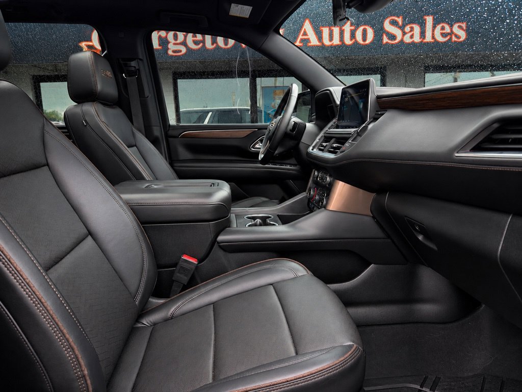 Used 2024 Chevrolet Tahoe High Country AWD/4WD image 35
