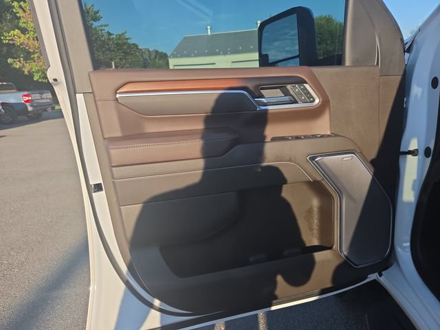 Certified 2025 GMC Sierra 2500 Denali w/ Denali Reserve Package AWD/4WD image 11