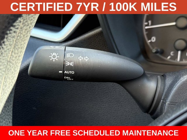 Used 2025 Toyota Corolla LE w/ LE Premium Package FWD image 26