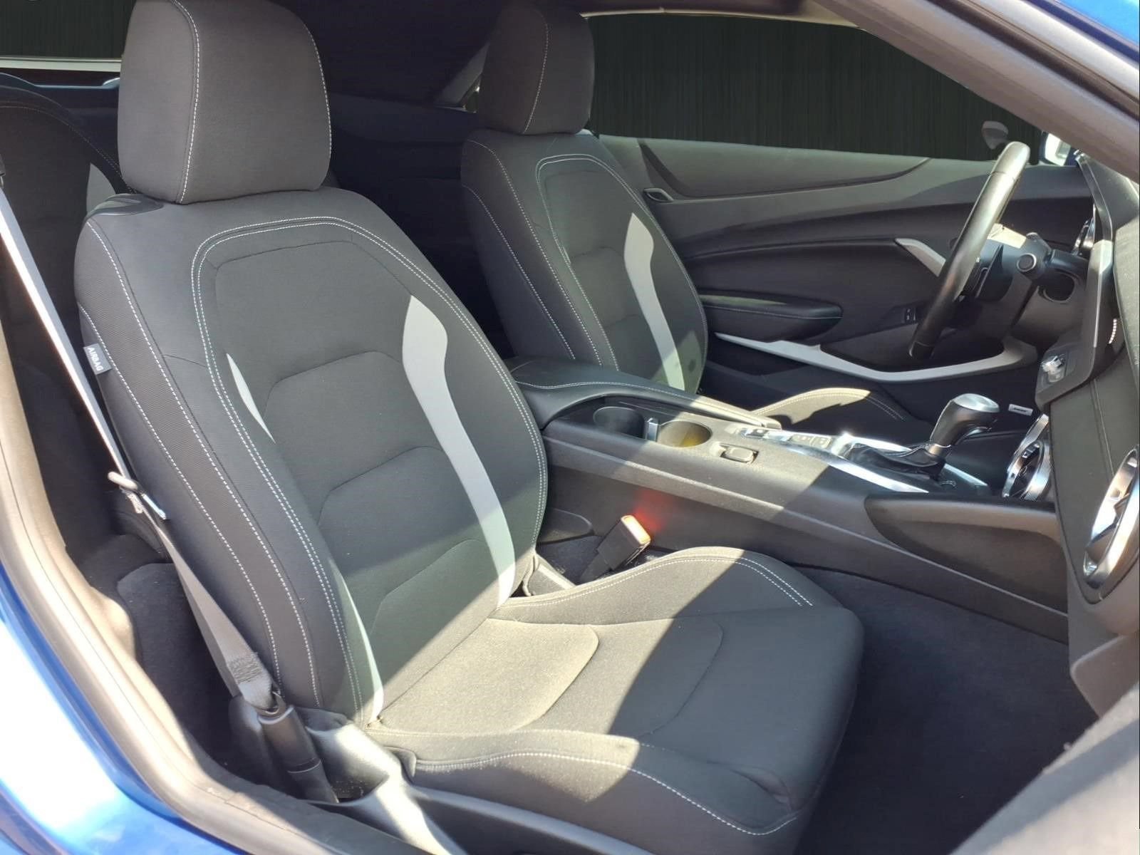 Used 2023 Chevrolet Camaro LT w/ Technology Package RWD image 18