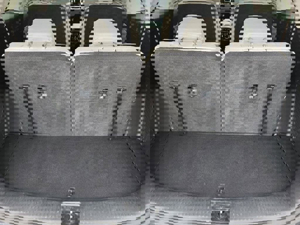 Used 2023 Kia Sorento SX Prestige w/ Panoramic Sunroof Package image 17