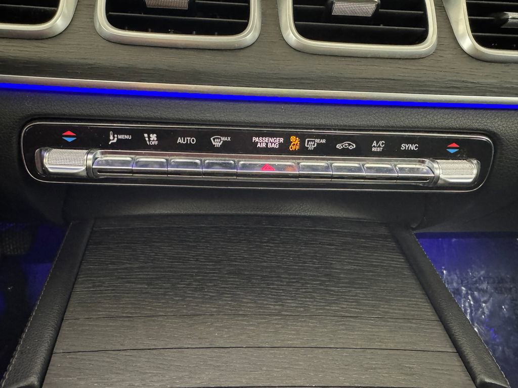 Used 2020 Mercedes-Benz GLS 450 4MATIC image 28