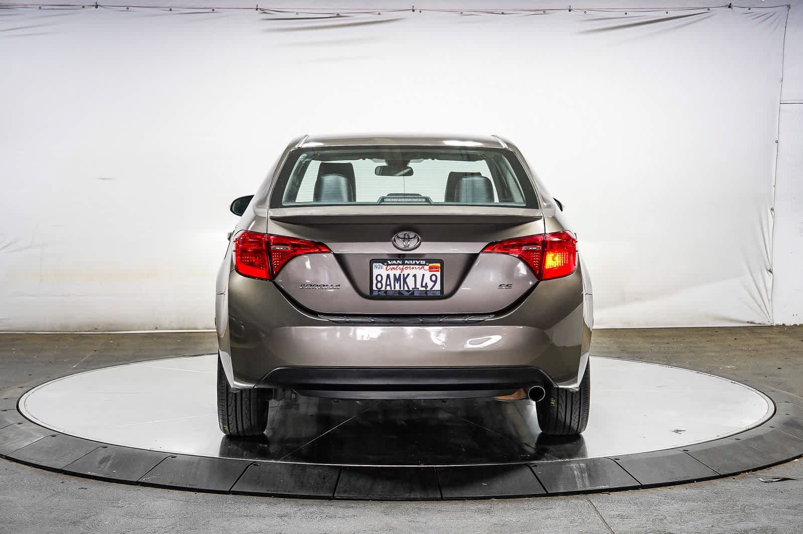 Certified 2018 Toyota Corolla SE FWD image 6