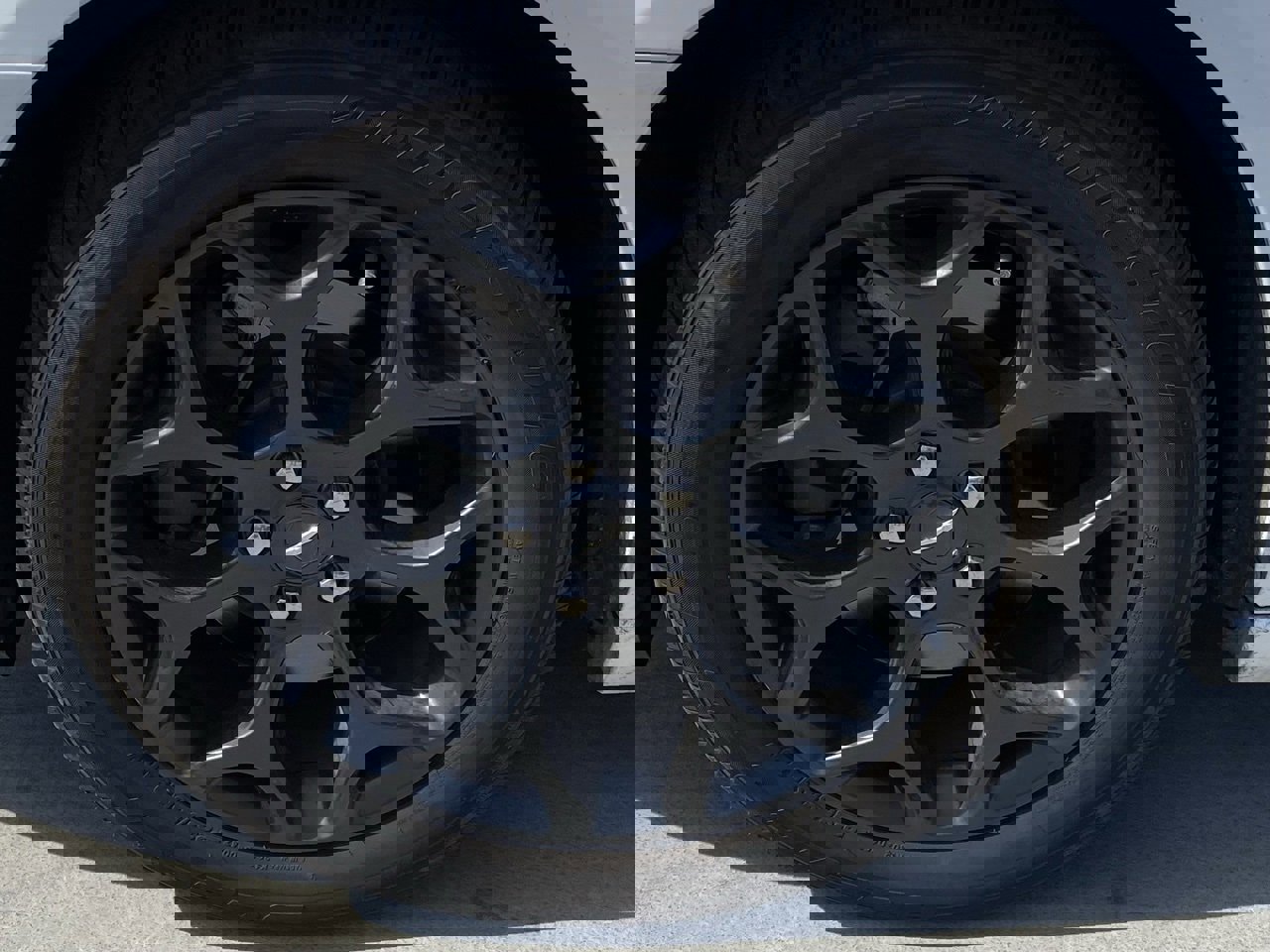 Used 2019 Chrysler 300 S image 6