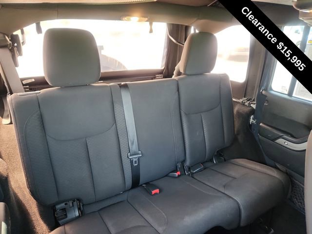 Used 2017 Jeep Wrangler Unlimited Sport w/ Connectivity Group image 26