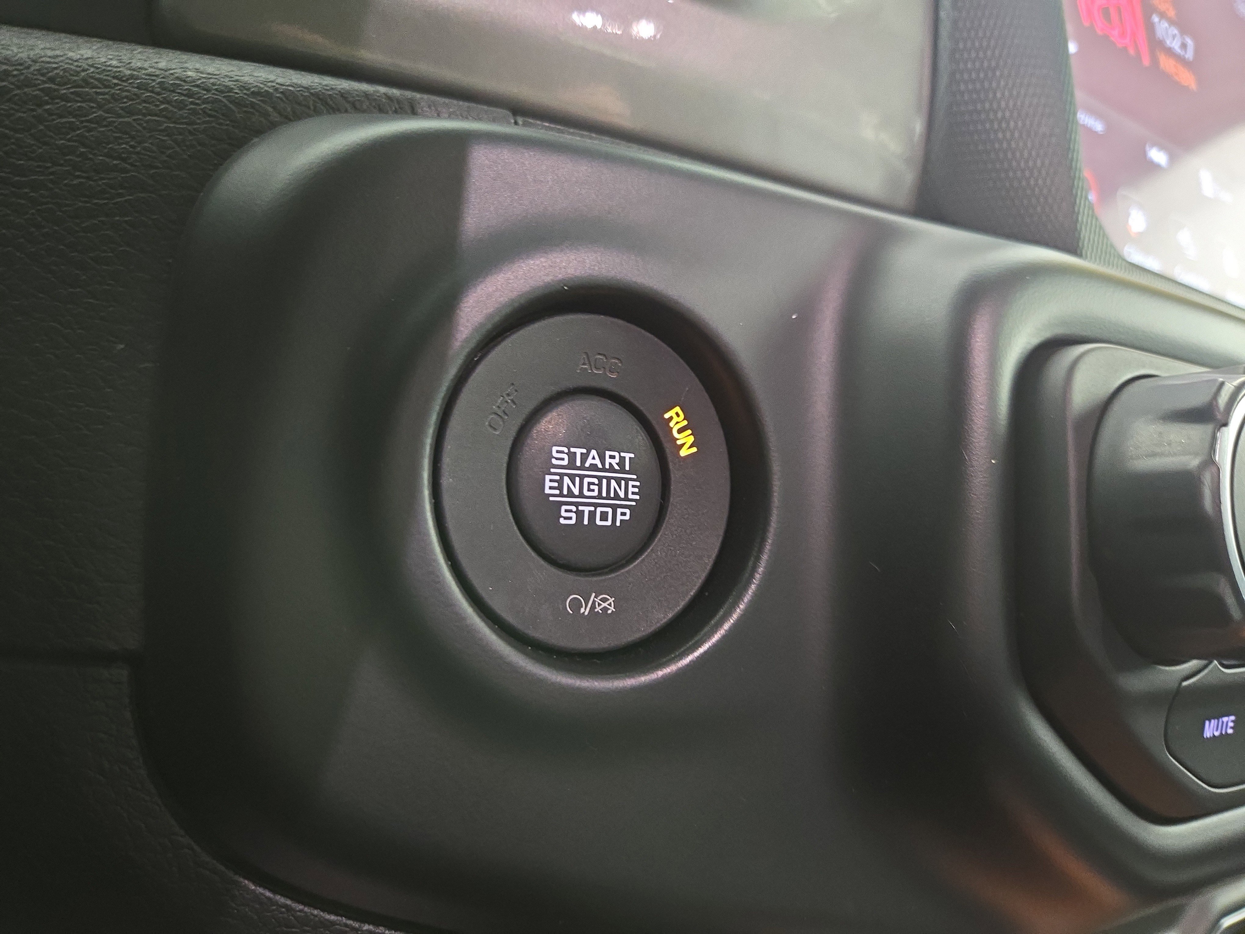 Used 2022 Jeep Wrangler Unlimited Sahara w/ LED Lighting Group image 25