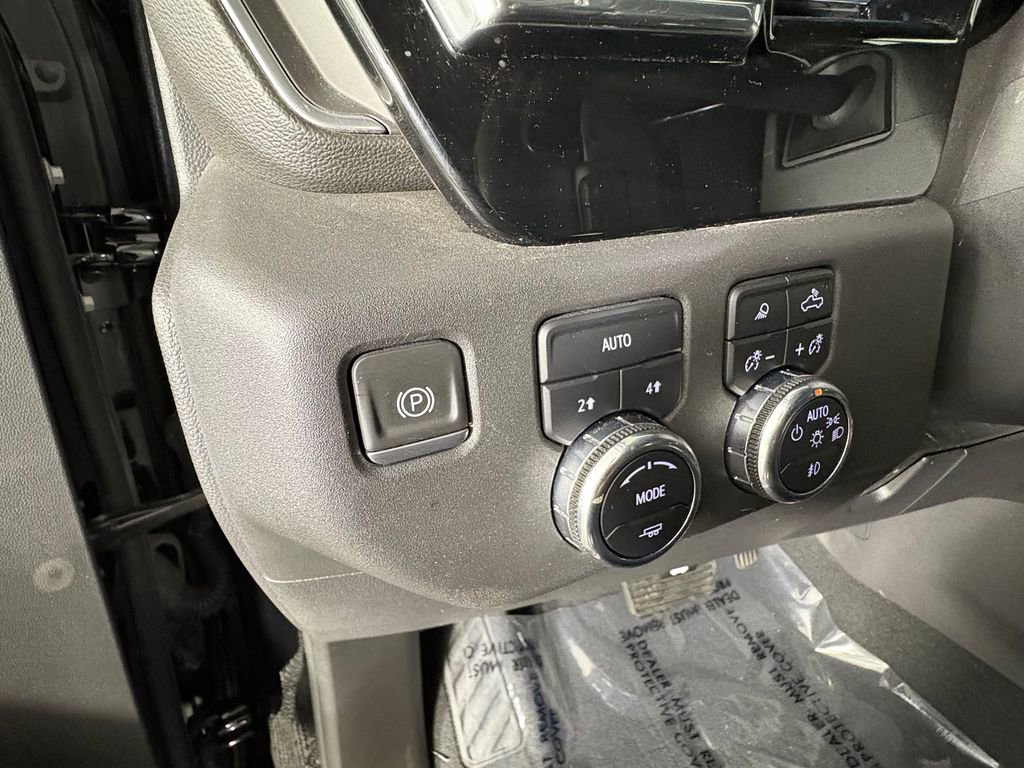 Used 2023 GMC Sierra 1500 Elevation w/ Elevation Premium Package AWD/4WD image 13