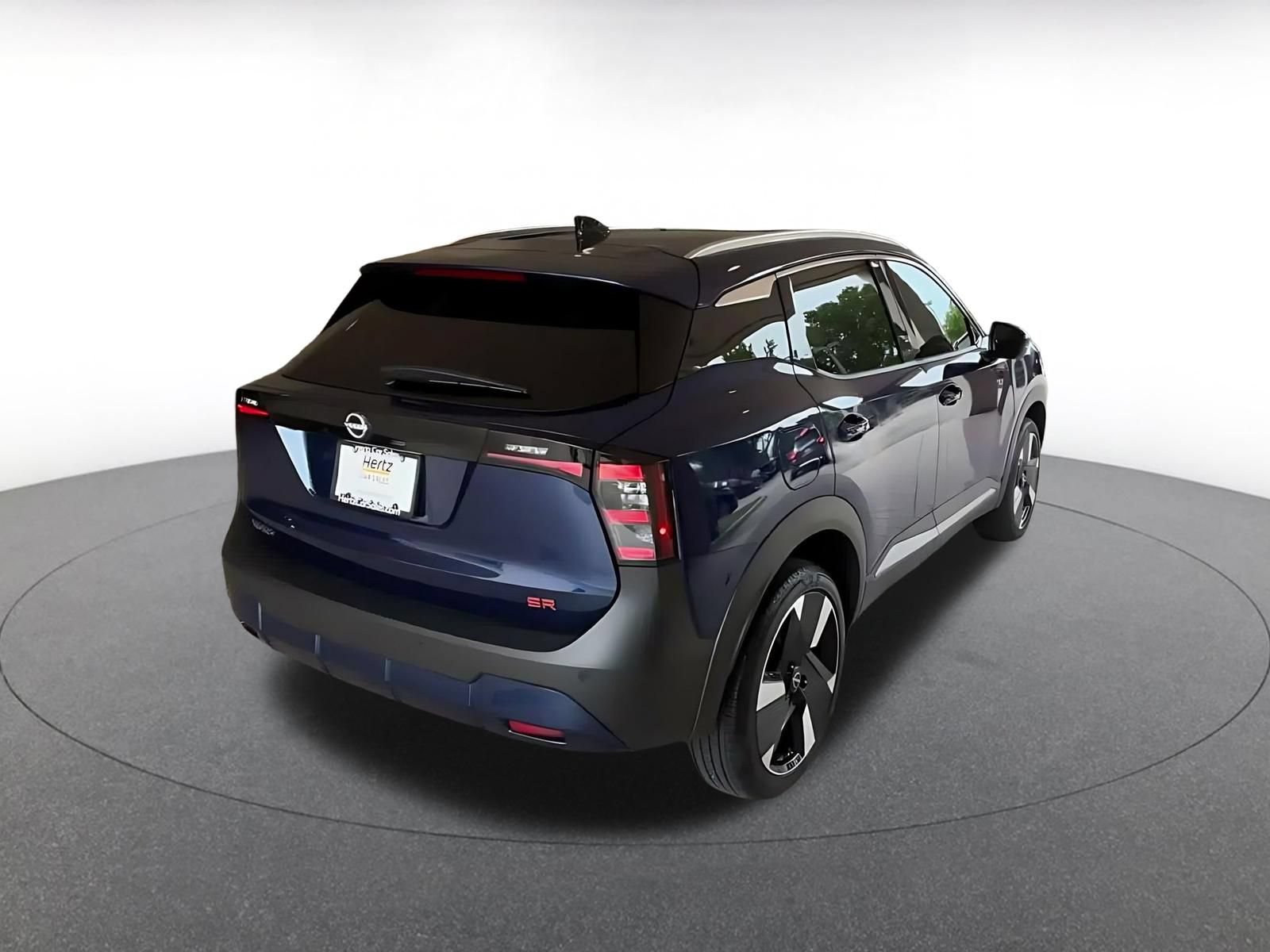 Used 2026 Nissan Kicks SR FWD image 13
