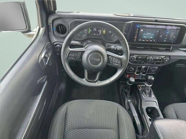 Used 2024 Jeep Wrangler Unlimited Rubicon 4xe AWD/4WD image 20