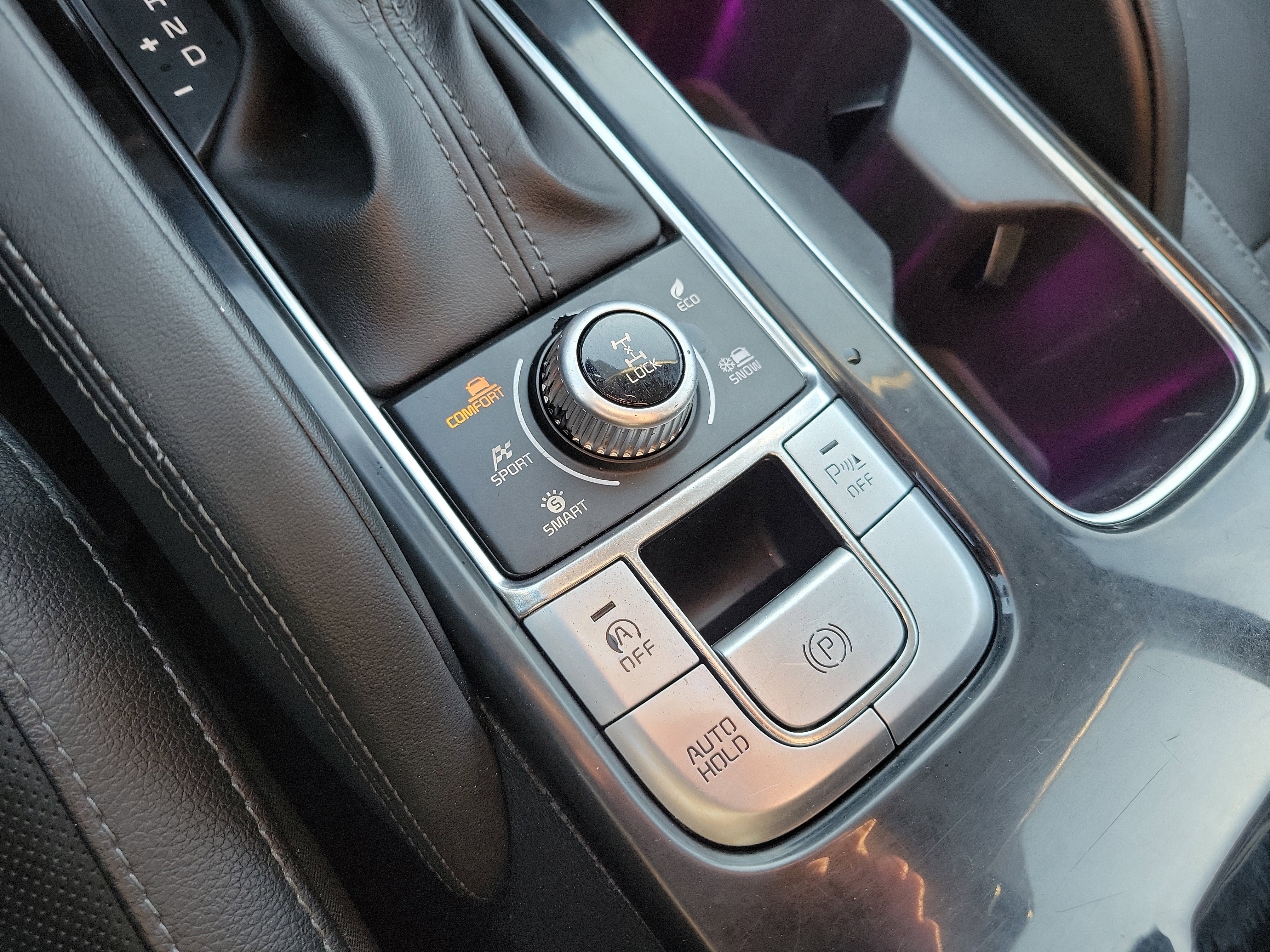 Used 2021 Kia Telluride EX w/ EX Premium Package image 40