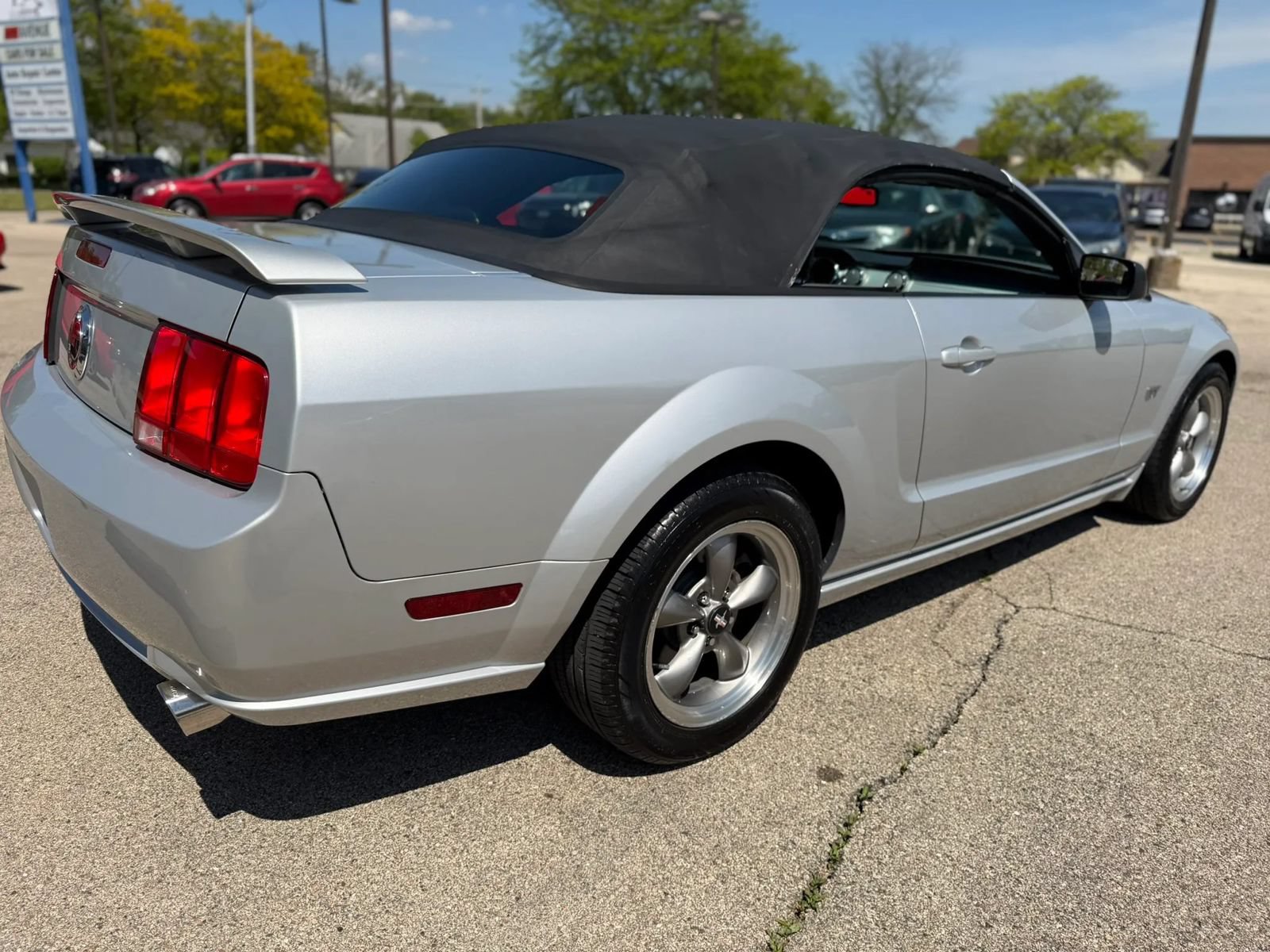 Used 2007 Ford Mustang GT RWD image 24